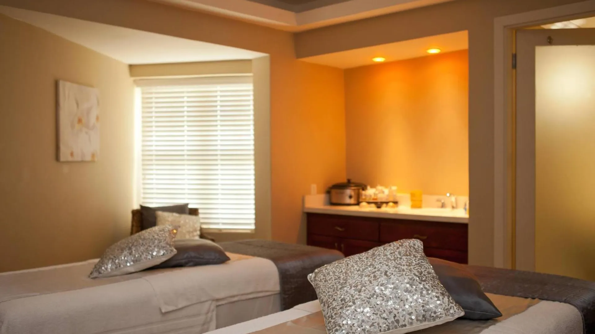 **** Hotel Tamarind, Barbados, An Autograph Collection All-Inclusive Resort (Adults Only) Barbados